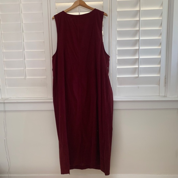 Vintage 80s rich burgundy maxi suede-like dress with front pockets - Picture 7 of 7
